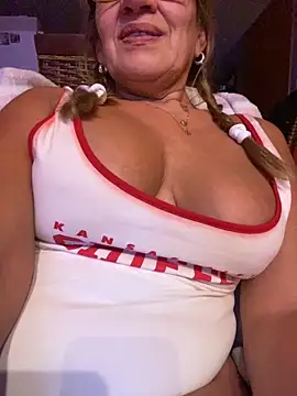 camelia3 online show from March 8, 2025, 10:02 pm