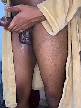 Snapshot of Shokiie chatting on February 10, 2026, 8:46 pm Shokiie online show from February 10, 2026, 8:46 pm