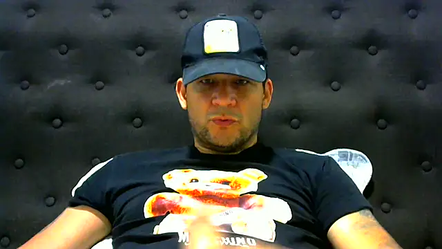 altenori112 online show from February 5, 2025, 2:51 am