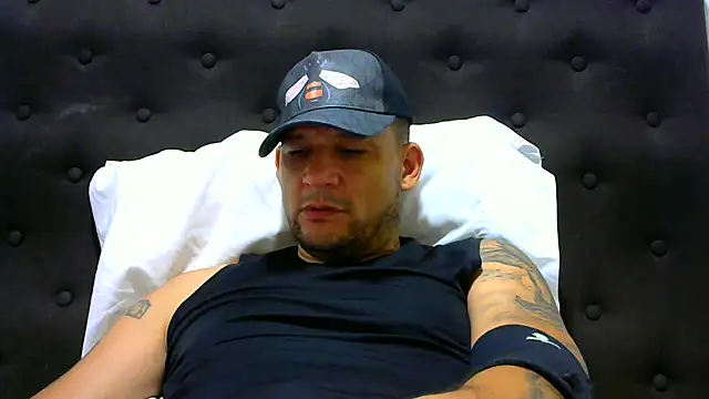 altenori112 online show from February 7, 2025, 6:45 pm