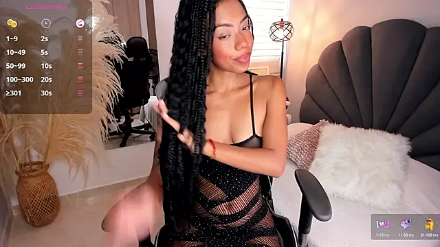 ashley 23  online show from December 15, 2024, 7:21 pm