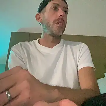 Snapshot of smokenstrokex chatting on February 1, 2025, 1:44 am smokenstrokex online show from February 1, 2025, 1:44 am