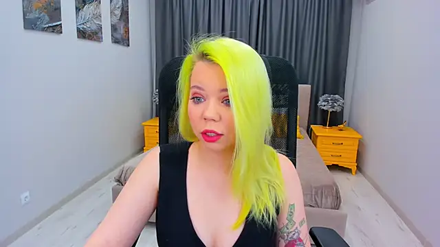 EnergyBunny 1 online show from February 26, 2025, 5:39 pm