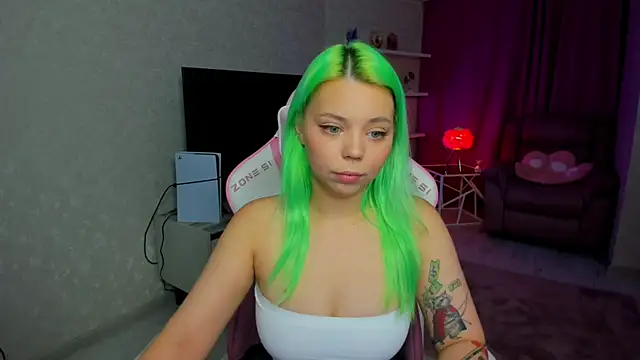 Snapshot of EnergyBunny_1 chatting on February 9, 2026, 7:18 pm EnergyBunny 1 online show from February 9, 2026, 7:18 pm