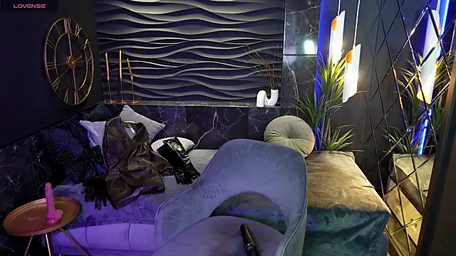 KylieMellow online show from January 31, 2025, 5:30 am