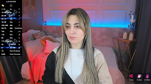 Snapshot of KylieMellow chatting on February 14, 2026, 1:30 pm KylieMellow online show from February 14, 2026, 1:30 pm