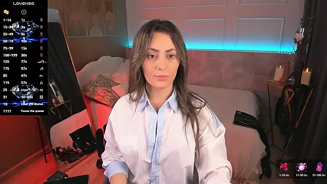 KylieMellow online show from June 27, 2026, 5:45 am
