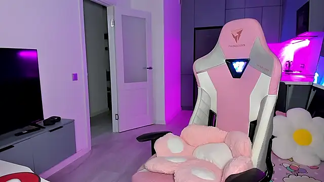 Snapshot of wow_lovie chatting on March 10, 2026, 4:28 am wow lovie online show from March 10, 2026, 4:28 am