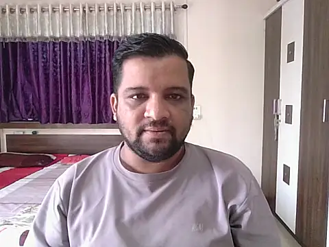Snapshot of dhruv_love chatting on September 18, 2025, 3:52 am dhruv love online show from September 18, 2025, 3:52 am