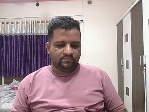 Snapshot of dhruv_love chatting on February 24, 2026, 1:31 pm dhruv love online show from February 24, 2026, 1:31 pm