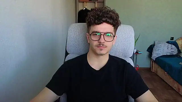 Snapshot of Remy_Miles chatting on January 16, 2026, 9:24 am Remy Miles online show from January 16, 2026, 9:24 am