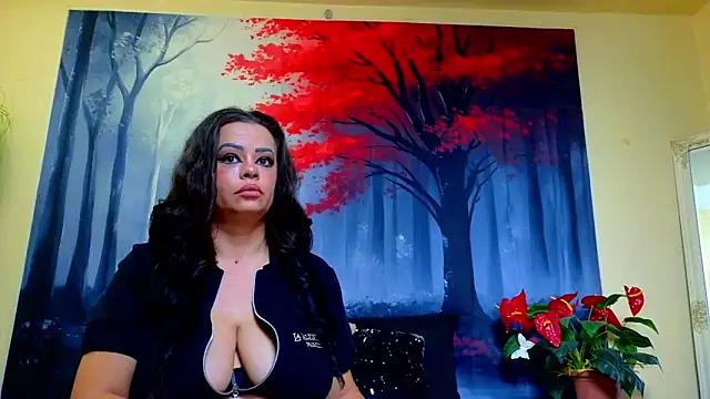 ElizabethEven online show from November 6, 2025, 10:43 pm