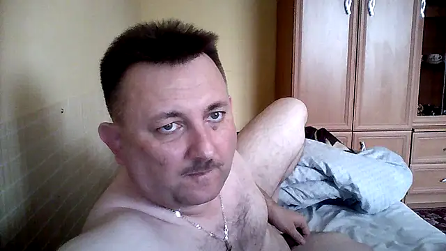 Snapshot of Novy73 chatting on September 29, 2025, 9:14 am Novy73 online show from September 29, 2025, 9:14 am