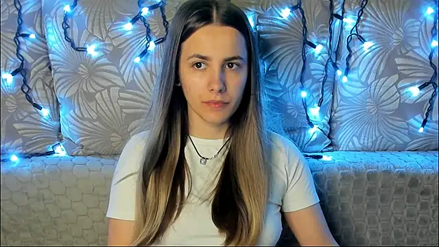 MaggieCake online show from May 14, 2026, 12:39 am