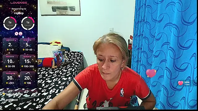 Snapshot of Naty_Stone chatting on January 14, 2025, 12:00 am Naty Stone online show from January 14, 2025, 12:00 am