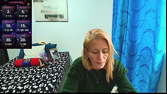 Snapshot of Naty_Stone chatting on January 16, 2025, 9:08 pm Naty Stone online show from January 16, 2025, 9:08 pm