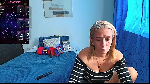 Snapshot of Naty_Stone chatting on February 11, 2025, 7:48 pm Naty Stone online show from February 11, 2025, 7:48 pm