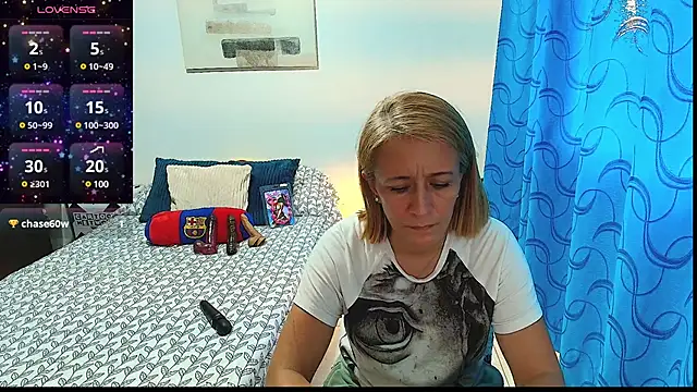 Snapshot of Naty_Stone chatting on March 12, 2025, 10:39 pm Naty Stone online show from March 12, 2025, 10:39 pm