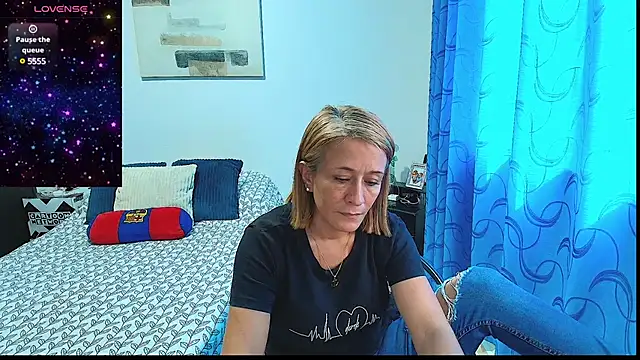Snapshot of Naty_Stone chatting on March 18, 2025, 8:26 pm Naty Stone online show from March 18, 2025, 8:26 pm