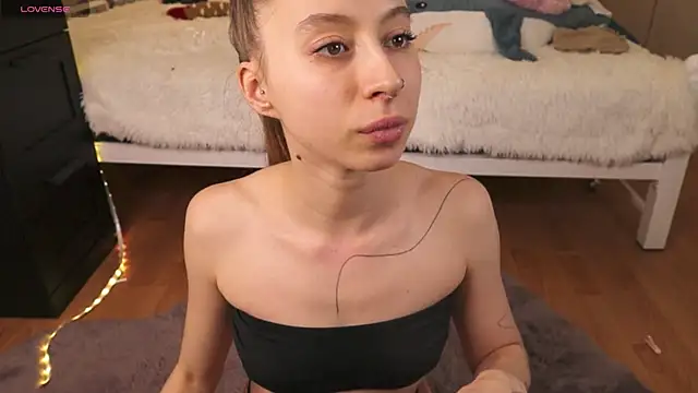 Ada Gold  online show from January 30, 2025, 3:51 pm