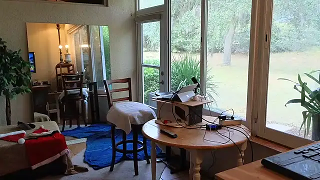 eliberator1777 online show from December 17, 2025, 5:19 pm