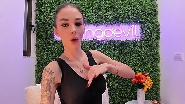 realhotfallingdevil online show from November 18, 2025, 6:07 am