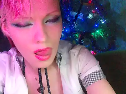 WildMissNiks online show from December 24, 2024, 2:44 pm