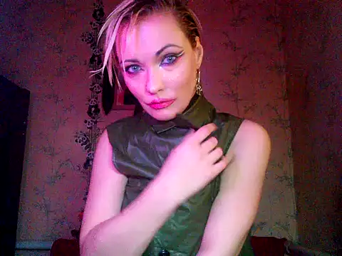 WildMissNiks online show from November 13, 2025, 7:51 am