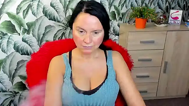 Ellennaughty online show from December 19, 2024, 2:56 am