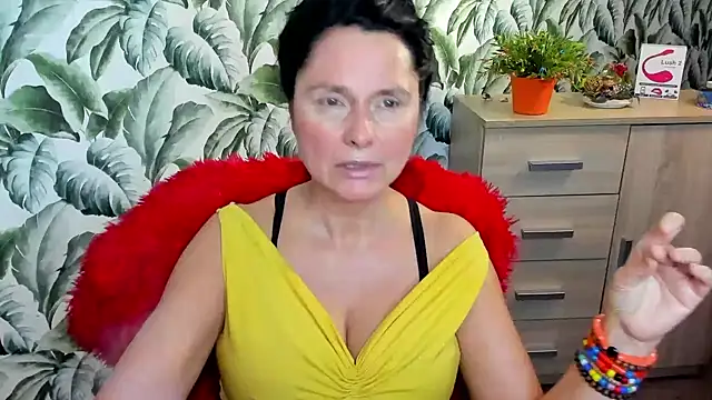 Ellennaughty online show from December 21, 2024, 7:13 am