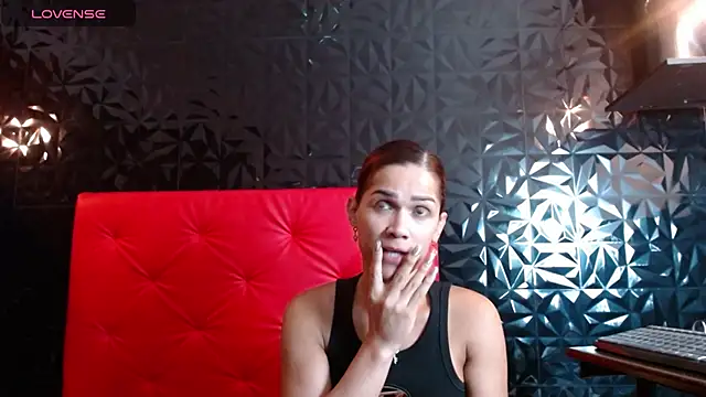 PINK  LOLA1 online show from February 5, 2025, 1:47 am