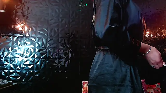 PINK  LOLA1 online show from September 23, 2025, 11:19 pm