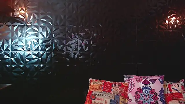 PINK  LOLA1 online show from October 22, 2025, 1:17 am