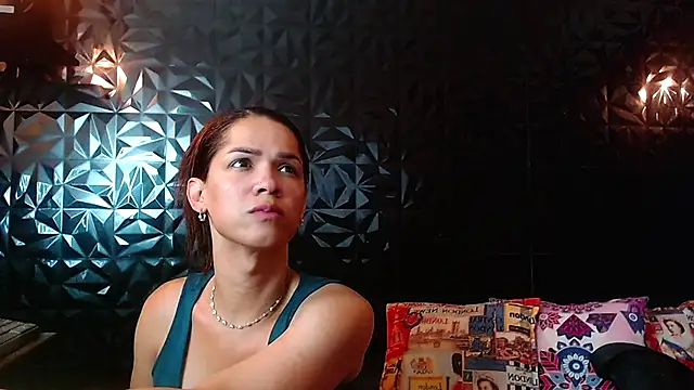 PINK  LOLA1 online show from November 3, 2025, 11:37 pm