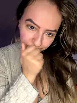 eleonoree online show from December 1, 2025, 10:37 pm