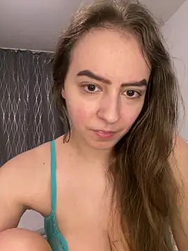 Snapshot of eleonoree chatting on July 1, 2026, 8:19 pm eleonoree online show from July 1, 2026, 8:19 pm