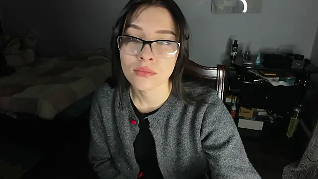 KindKristy online show from February 7, 2025, 5:10 am