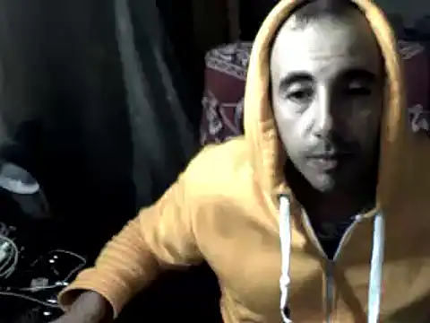 Snapshot of big_heart chatting on December 2, 2025, 8:37 pm big heart online show from December 2, 2025, 8:37 pm