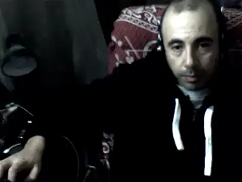 Snapshot of big_heart chatting on February 12, 2026, 8:37 pm big heart online show from February 12, 2026, 8:37 pm