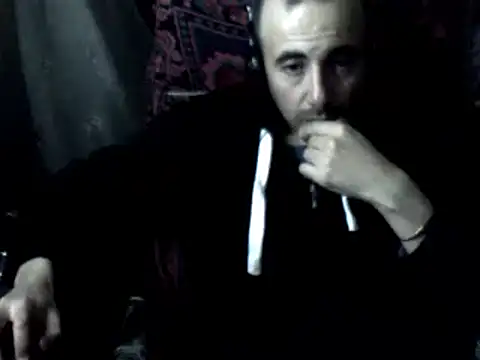 Snapshot of big_heart chatting on March 27, 2026, 9:25 pm big heart online show from March 27, 2026, 9:25 pm