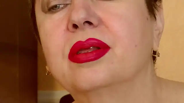 Snapshot of LadyPosh chatting on March 4, 2026, 9:10 pm LadyPosh online show from March 4, 2026, 9:10 pm