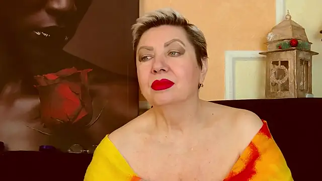 Snapshot of LadyPosh chatting on March 19, 2026, 8:57 pm LadyPosh online show from March 19, 2026, 8:57 pm