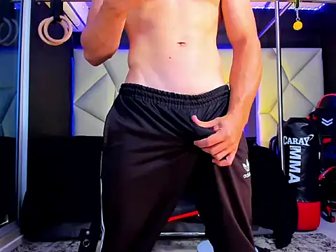 Aydenmiller96 online show from November 28, 2025, 2:53 pm