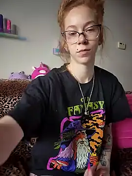 Snapshot of LucidLucy chatting on January 29, 2025, 3:47 pm LucidLucy online show from January 29, 2025, 3:47 pm