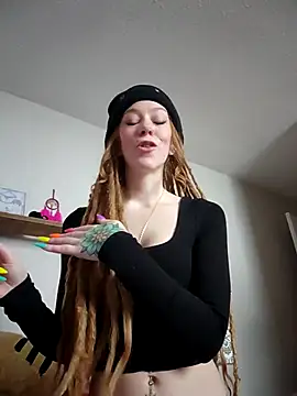 Snapshot of LucidLucy chatting on February 16, 2025, 2:00 pm LucidLucy online show from February 16, 2025, 2:00 pm