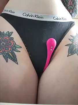 Snapshot of LucidLucy chatting on March 18, 2025, 4:04 pm LucidLucy online show from March 18, 2025, 4:04 pm