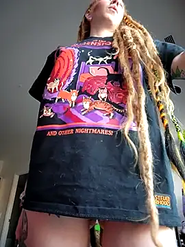 Snapshot of LucidLucy chatting on October 28, 2025, 12:52 pm LucidLucy online show from October 28, 2025, 12:52 pm