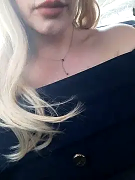 Snapshot of Dirtyfeelin chatting on January 17, 2026, 9:58 am Dirtyfeelin online show from January 17, 2026, 9:58 am