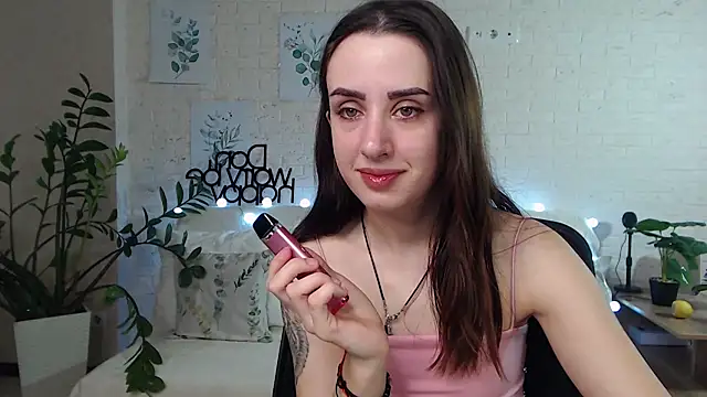 Snapshot of FranceskoJones chatting on January 19, 2025, 8:51 pm FranceskoJones online show from January 19, 2025, 8:51 pm