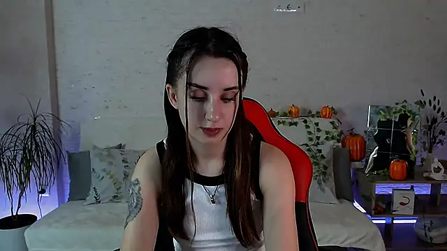 FranceskoJones online show from November 5, 2025, 12:54 am